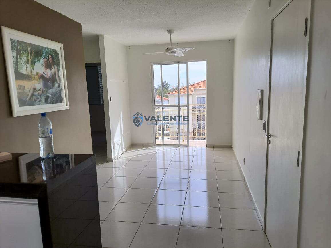 Apartamento à venda, 2 dormitórios, com sacada, Vila Marieta, em Campinas-SP - Valente Consultoria Imobiliária