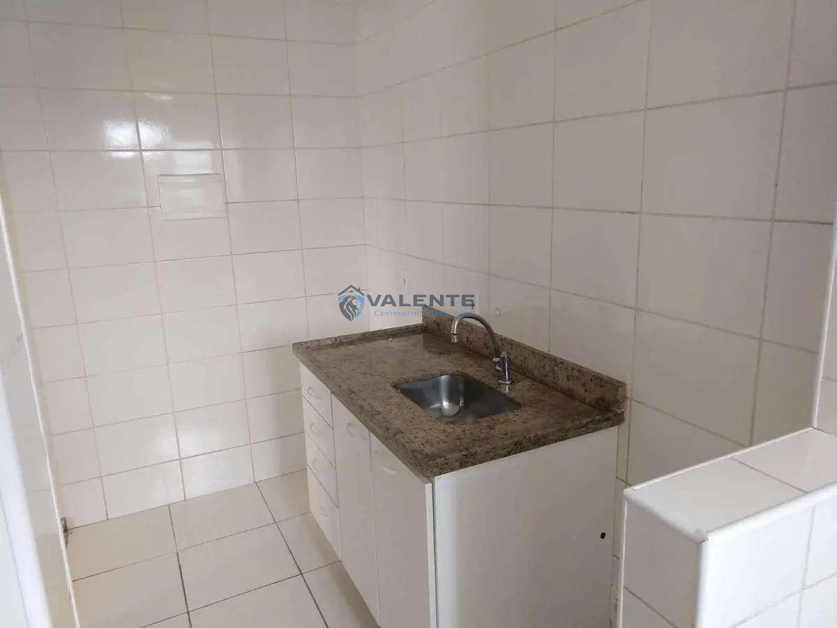  - Apartamento á venda, 3 dormitórios, 2 banheiros, condomínio Vista Valey em Valinhos-SP