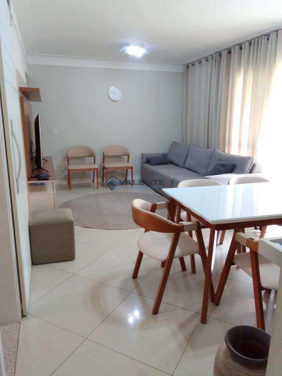  - Apartamento à venda, com 3 quartos, 87m²