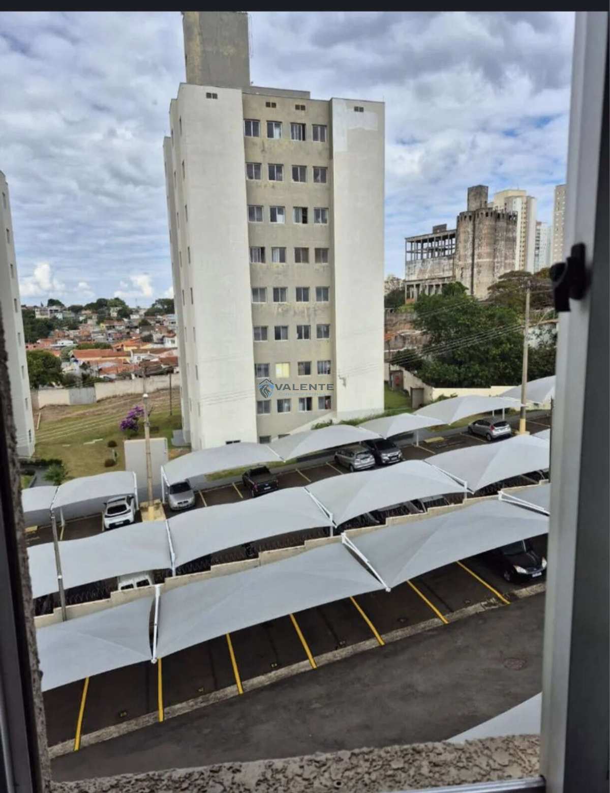  - Apartamento à Venda, 2 dormitórios, Vila Lemos em Campinas-SP