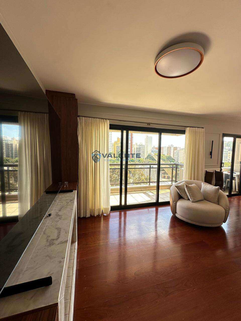 Apartamento de luxo à venda com 3 quartos, 240m² - Cambuí,Campinas