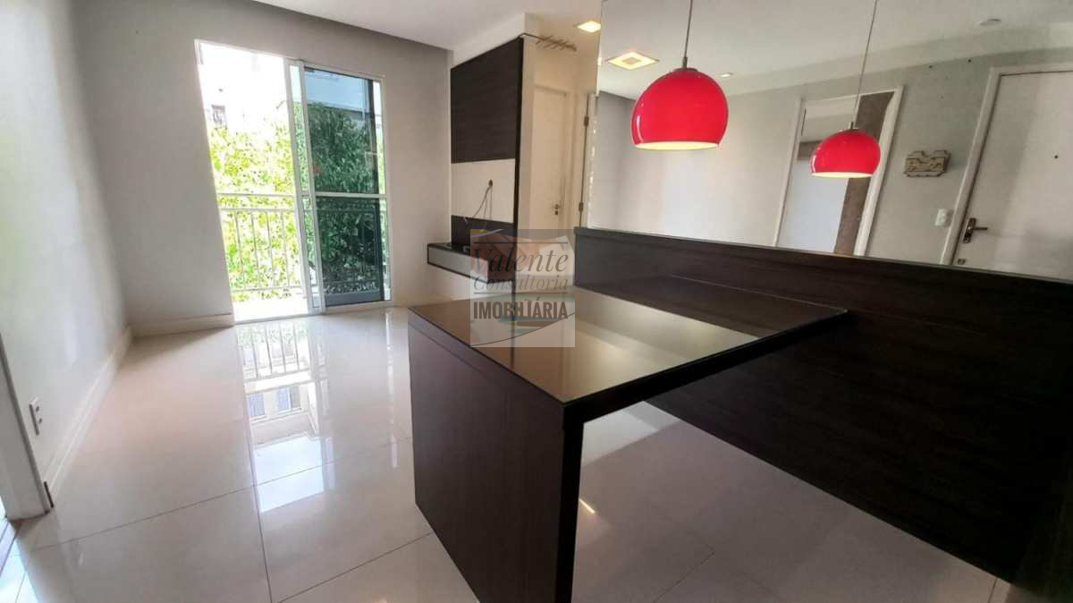 Apartamento à venda com 3 quartos, 54m² - ,