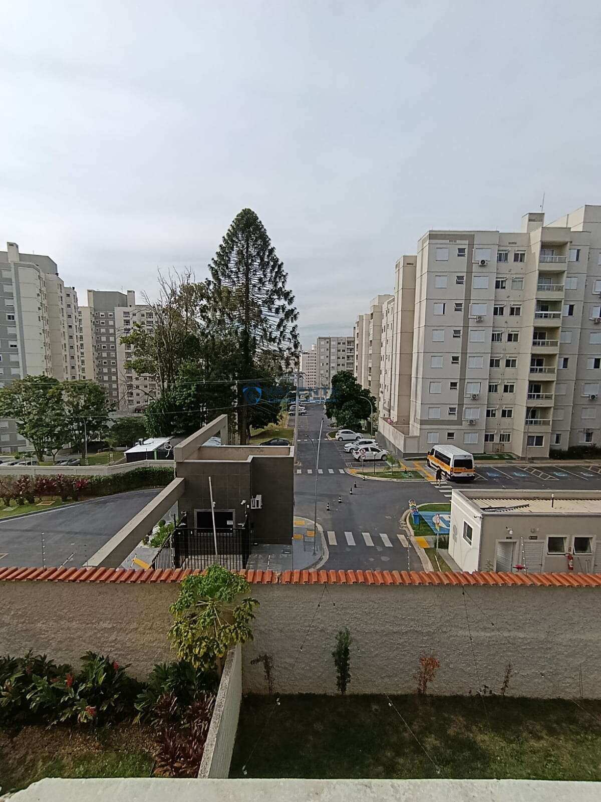  - Apartamento à Venda, 2 dormitórios, 2 banheiros, com sacada no Nova Europa em Campinas-SP.