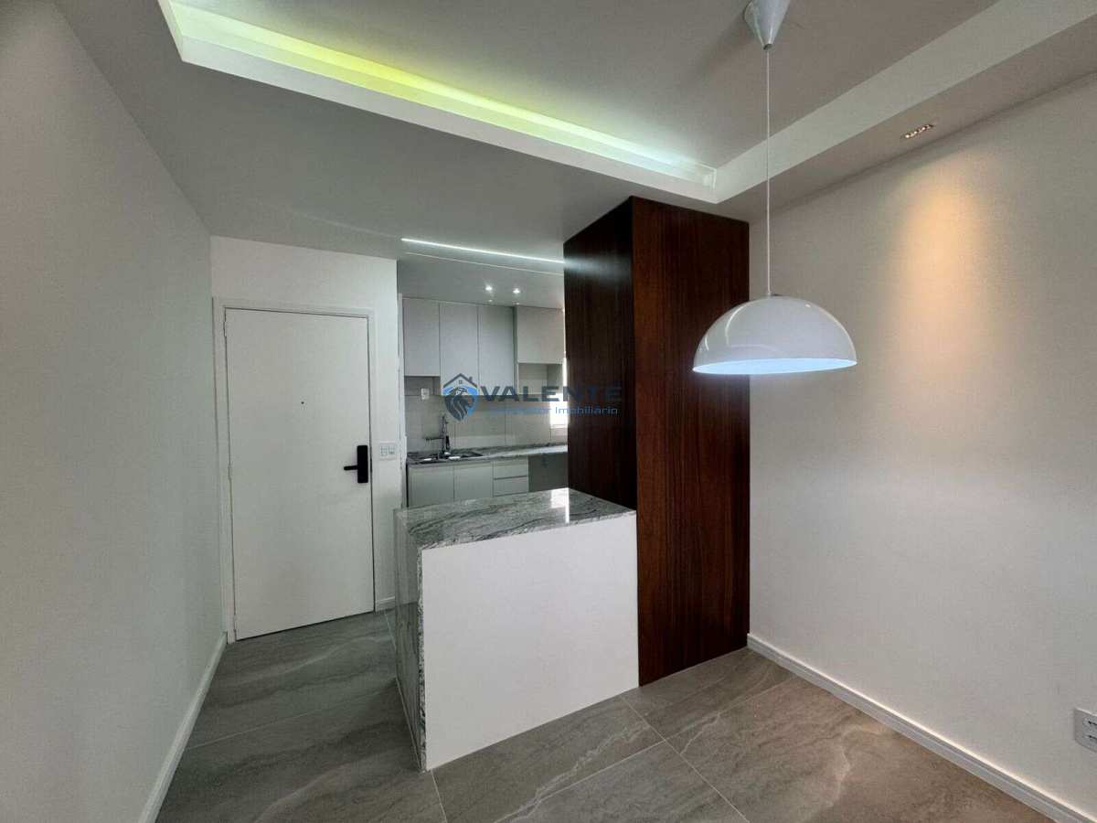 - Apartamento Reformado à Venda no Cambuí em Campinas-SP.