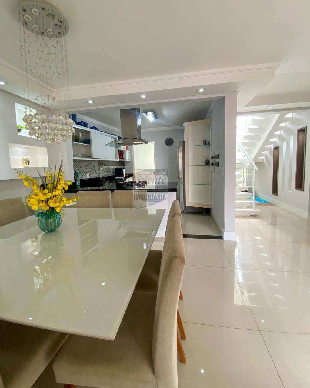 Casa de condomínio à venda com 3 quartos, 272m² - Swiss Park,Campinas