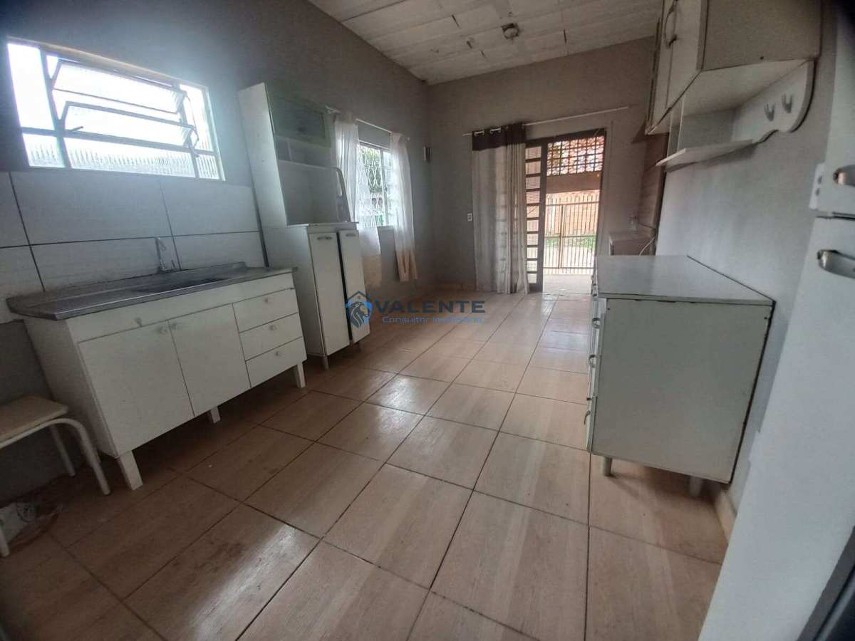 Casa à venda com 4 quartos, 180m² - Jardim Itaguaçu I,Campinas