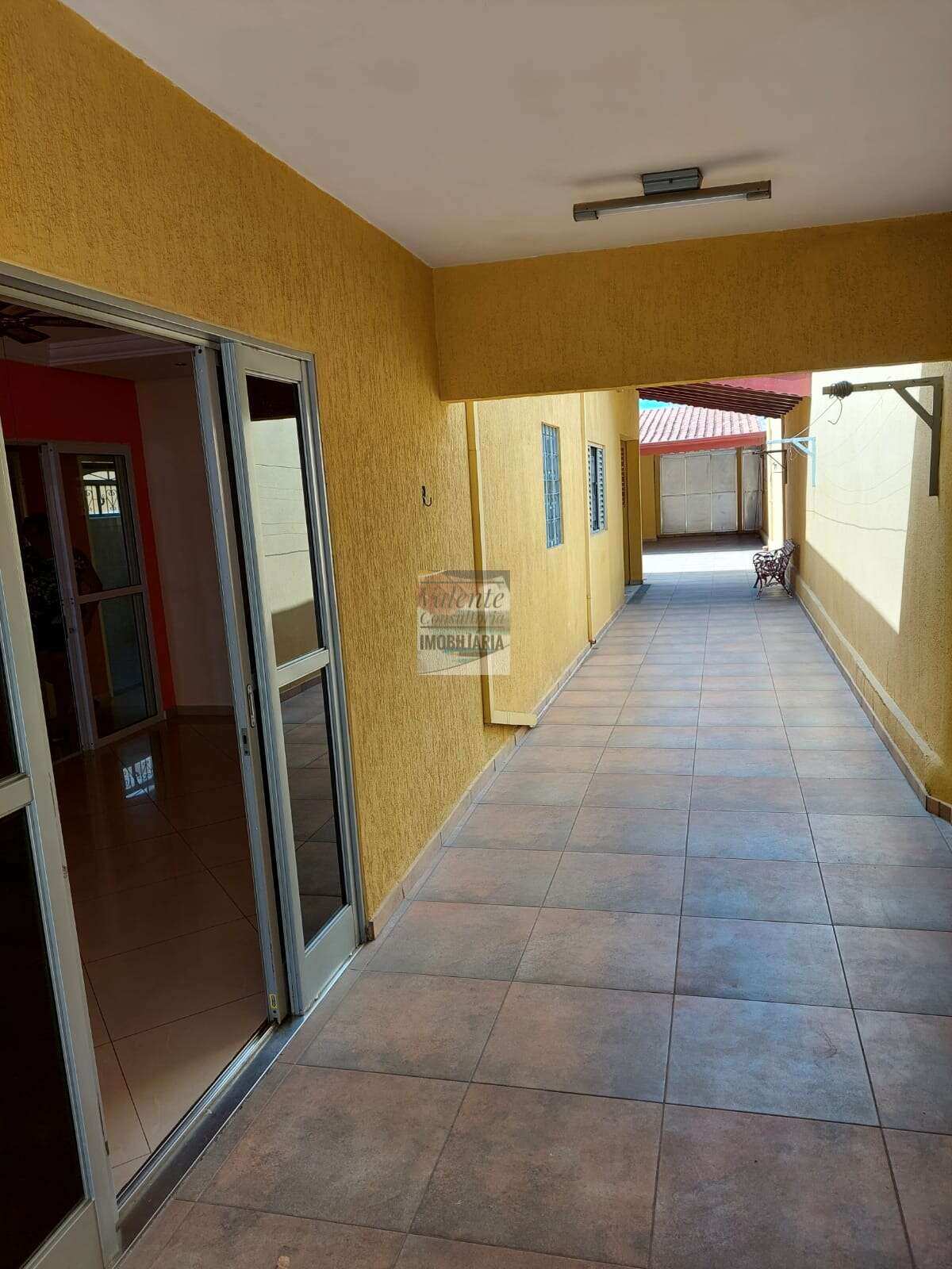 Casa à venda com 3 quartos, 250m² - Jardim Amoreiras,Campinas