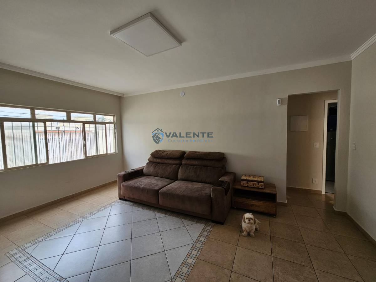  - Casa térrea á venda, com 2 dormitórios, 3 vagas de garagem, Jardim Amazonas, Campinas-SP