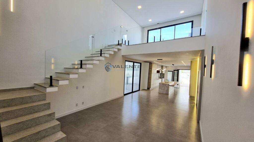 Casa de condomínio à venda com 3 quartos, 240m² - Loteamento Mont Blanc Residence,Campinas