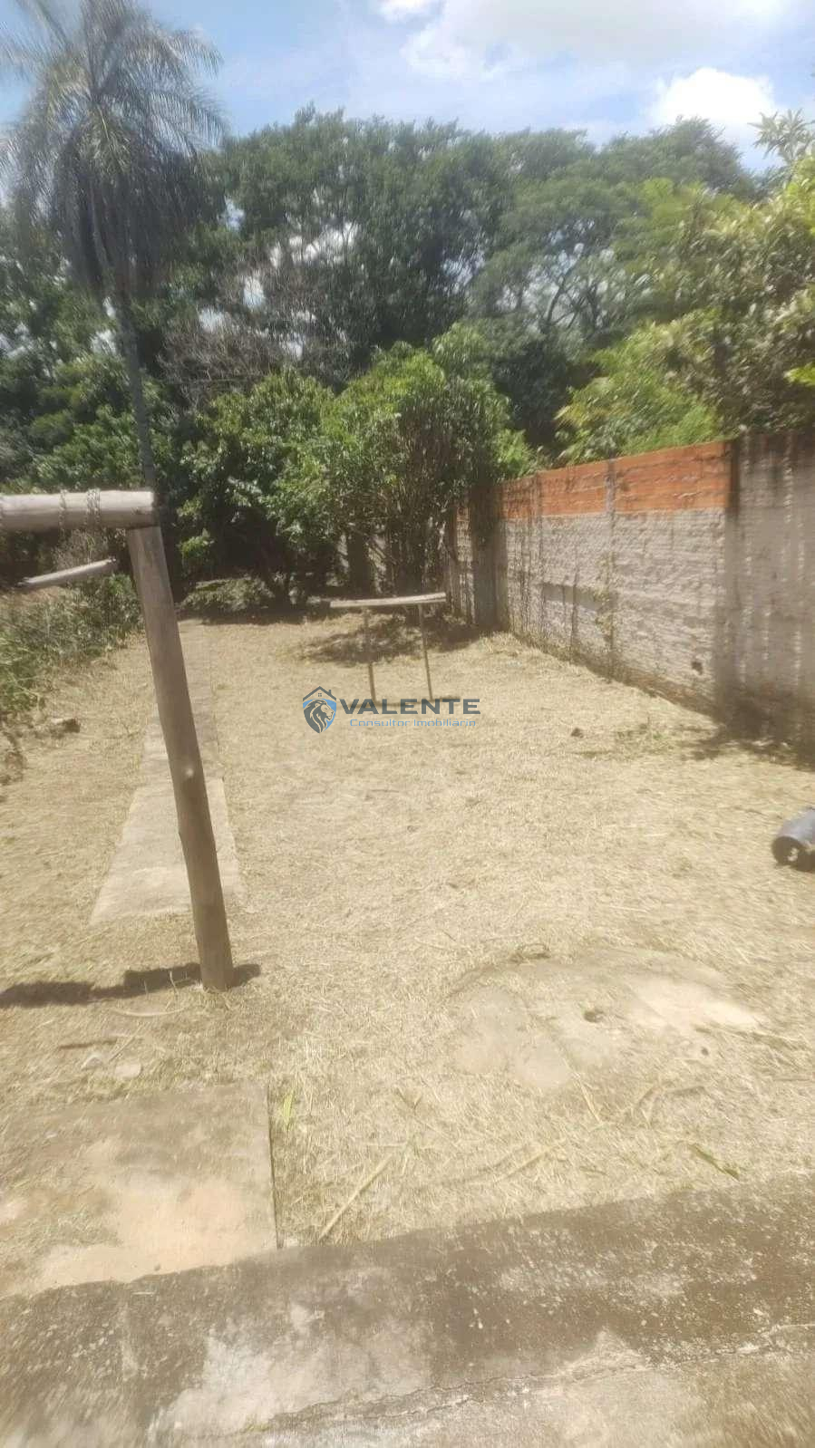 Chácara à venda com 2 quartos, 85m² - Área Rural de Artur Nogueira,Artur Nogueira