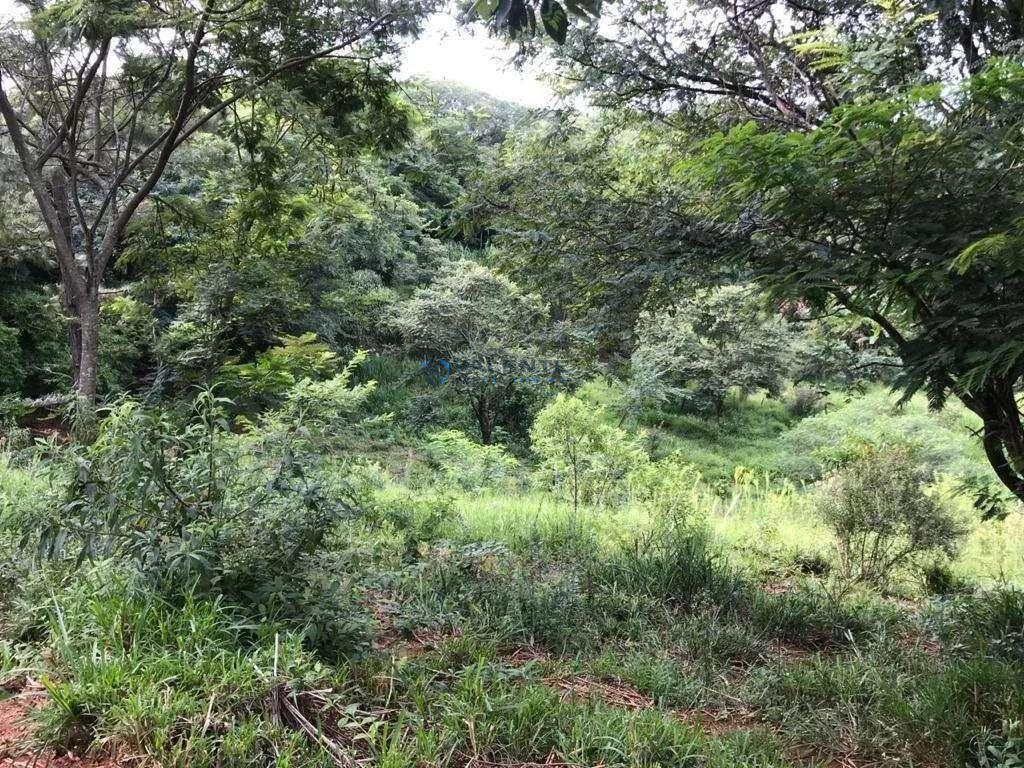  - Chácara à Venda, de 2 mil m², Vale Verde em Valinhos-SP