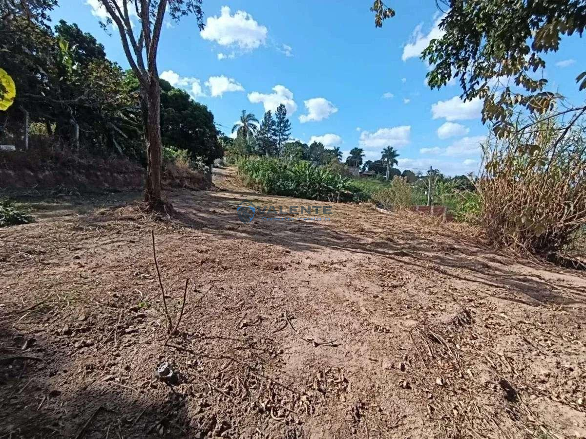  - Chácara á venda, Fundos com a mata, Recanto Emanoel, em Artur Nogueira-SP