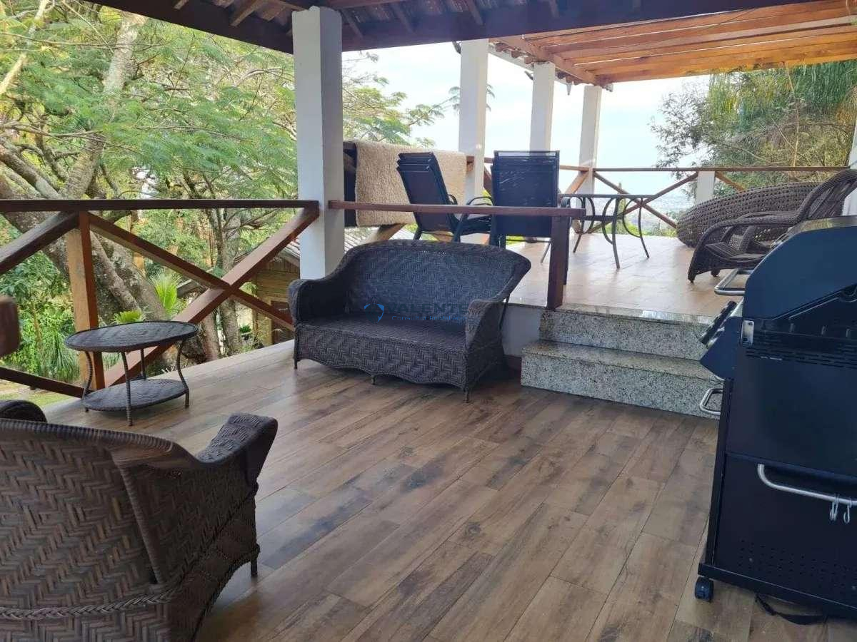 Chácara à venda com 3 quartos, 510m² - Parque Valinhos,Valinhos