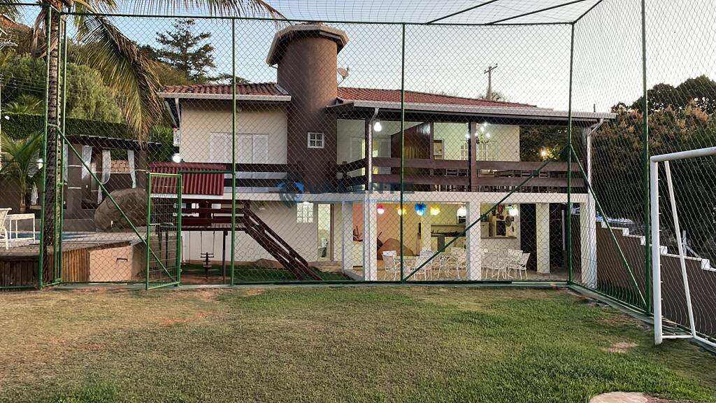 Chácara à venda com 3 quartos, 320m² - Chácaras Alpina,Valinhos