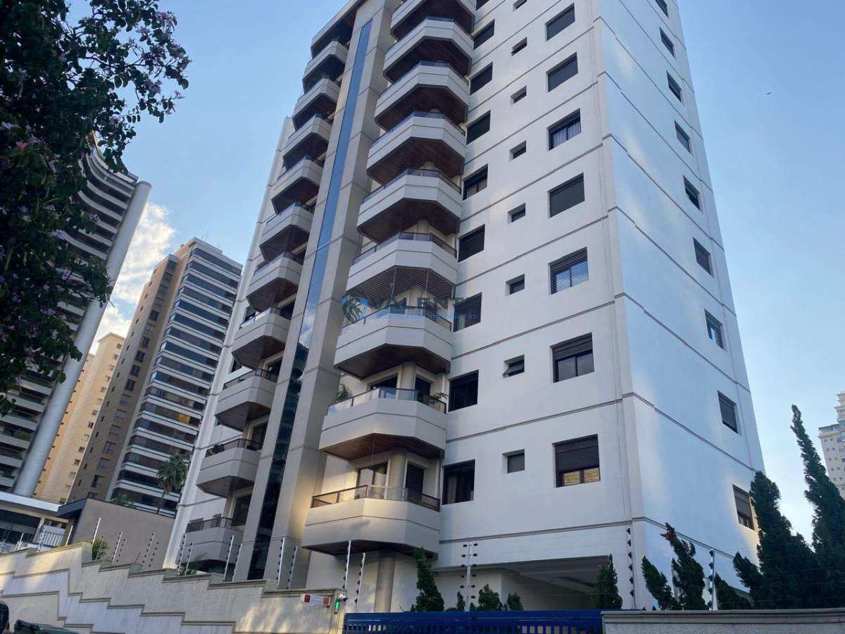 Cobertura à venda com 4 quartos, 209m² - Cambuí,Campinas