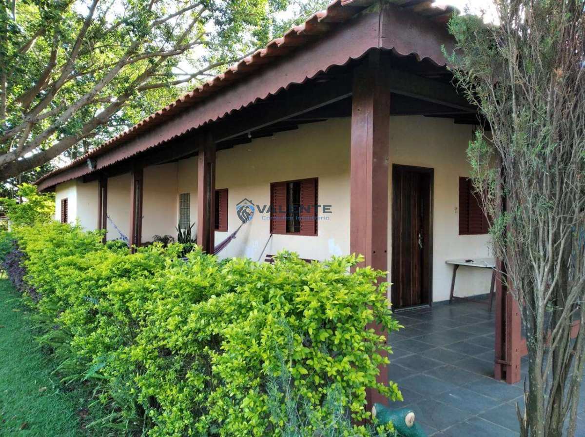  - Sitío á venda, com casa, celeiro e 3.752 m², em Campinas